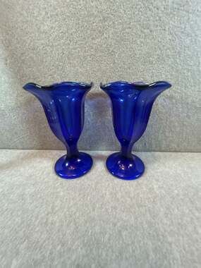 Pair of Anchor Hocking Cobalt Blue Ice Cream Sunday Parfait Glass with Pedestal